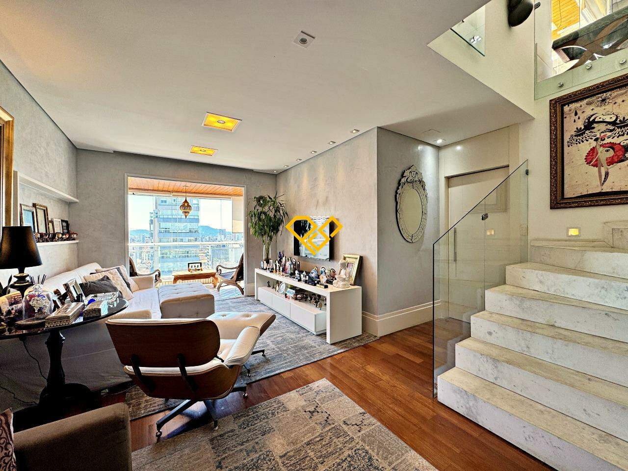 Cobertura à venda no Boqueirão: Sala 1° piso