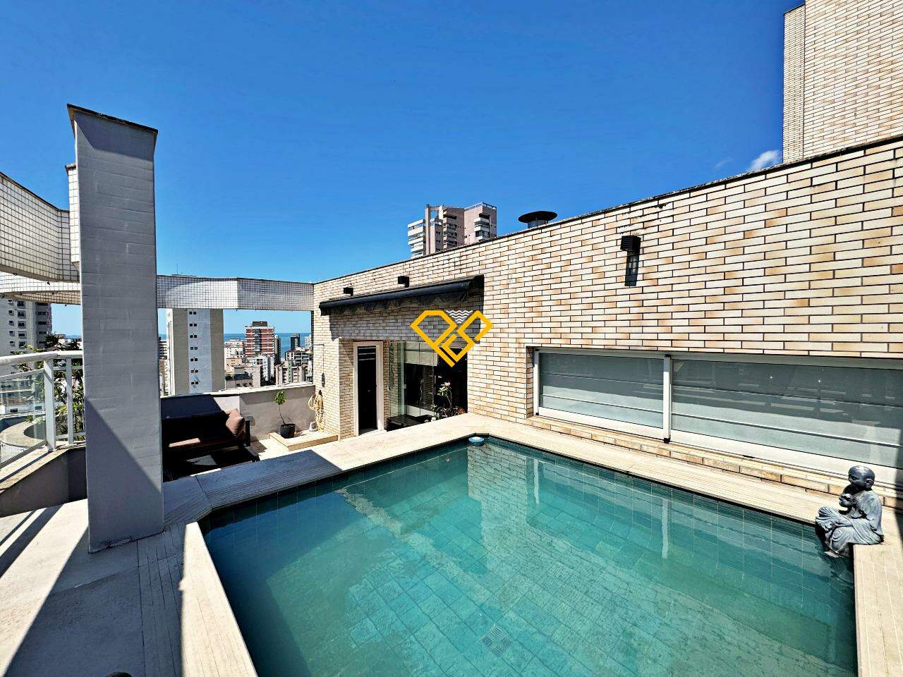 Cobertura à venda no Boqueirão: Piscina