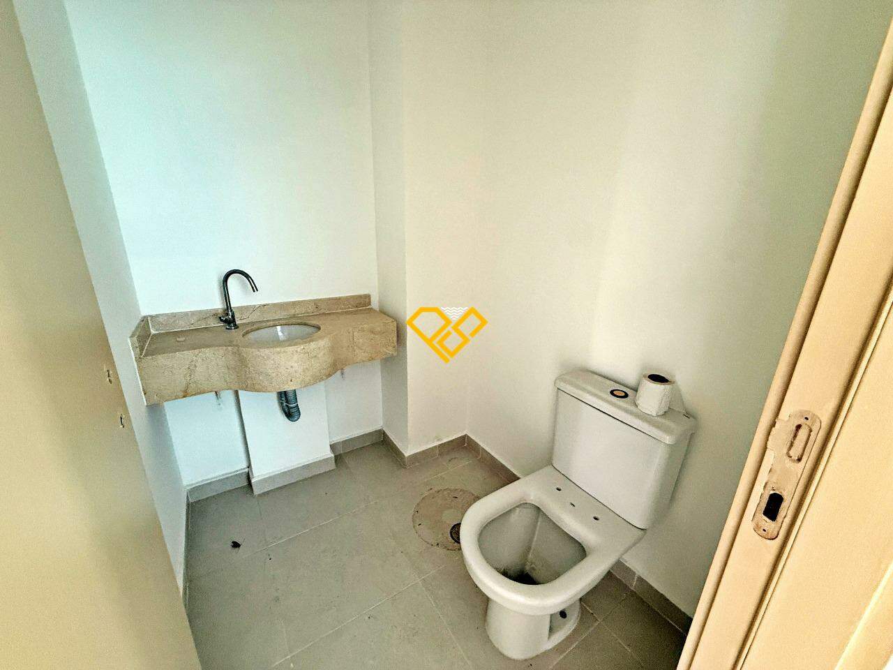 Cobertura à venda no José Menino: Wc suíte 1