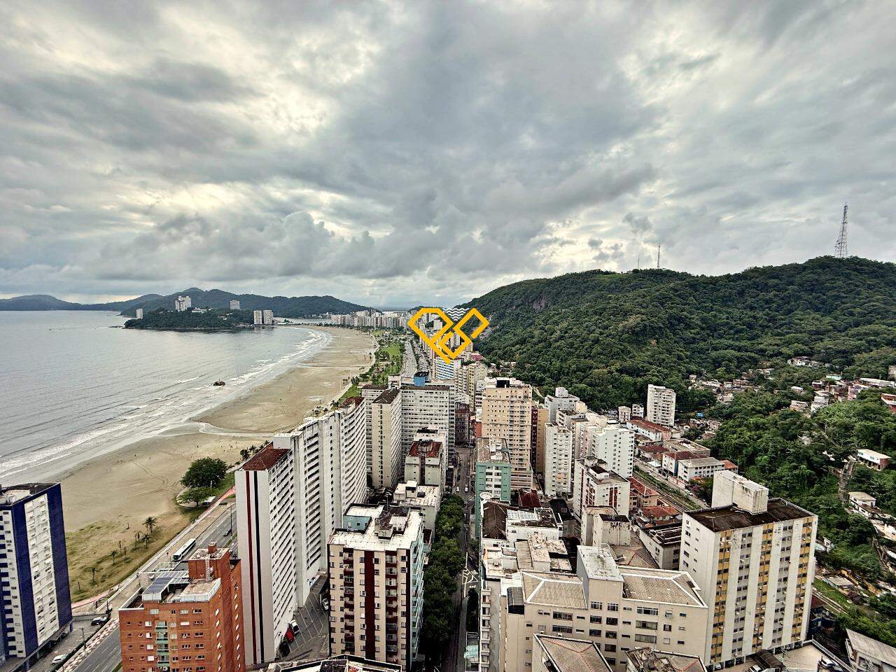 Cobertura à venda no José Menino: VIsta