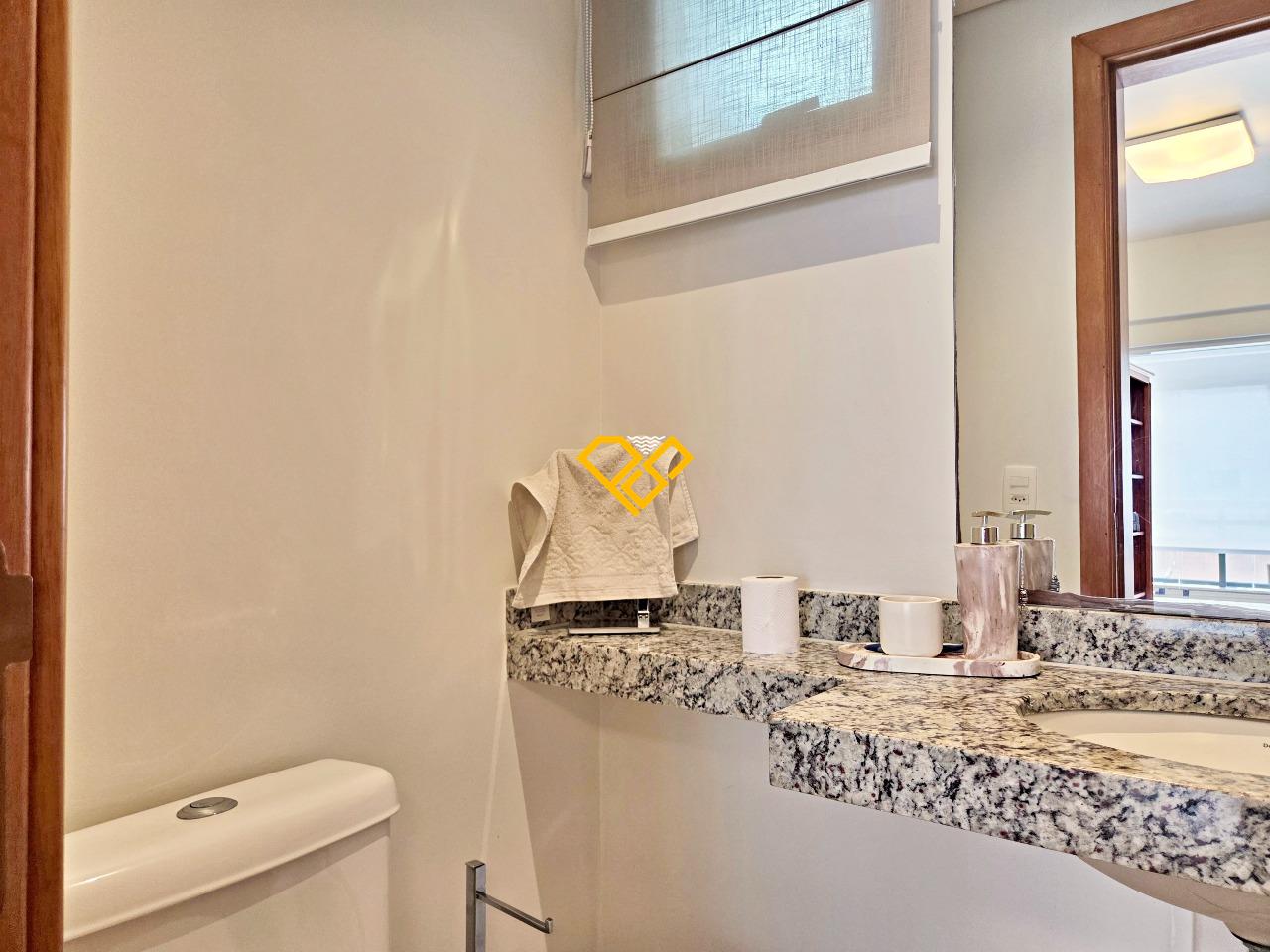 Apartamento à venda no Ponta da Praia: Lavabo