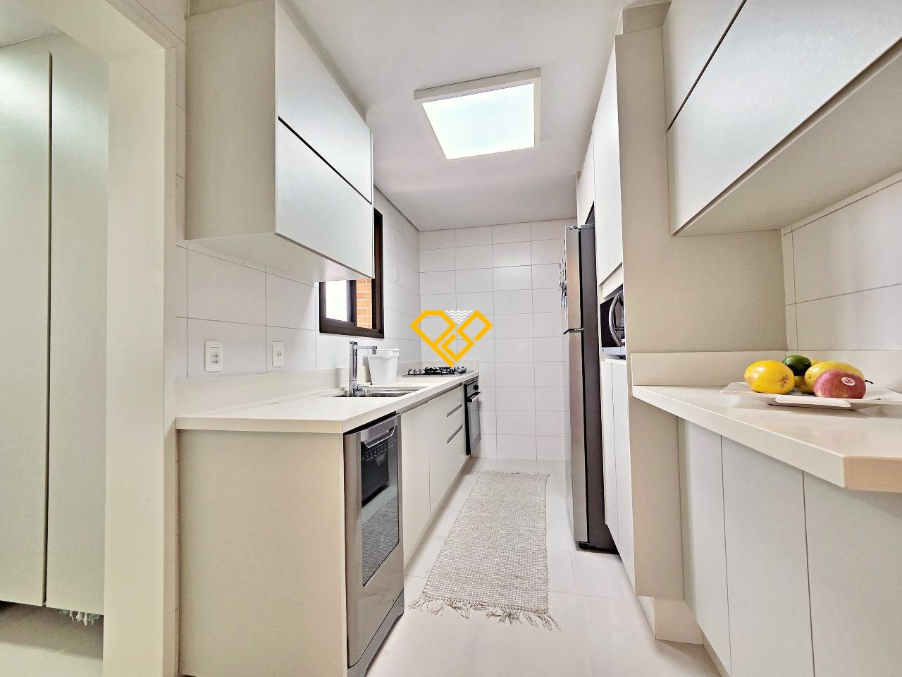 Apartamento à venda no Ponta da Praia: Cozinha