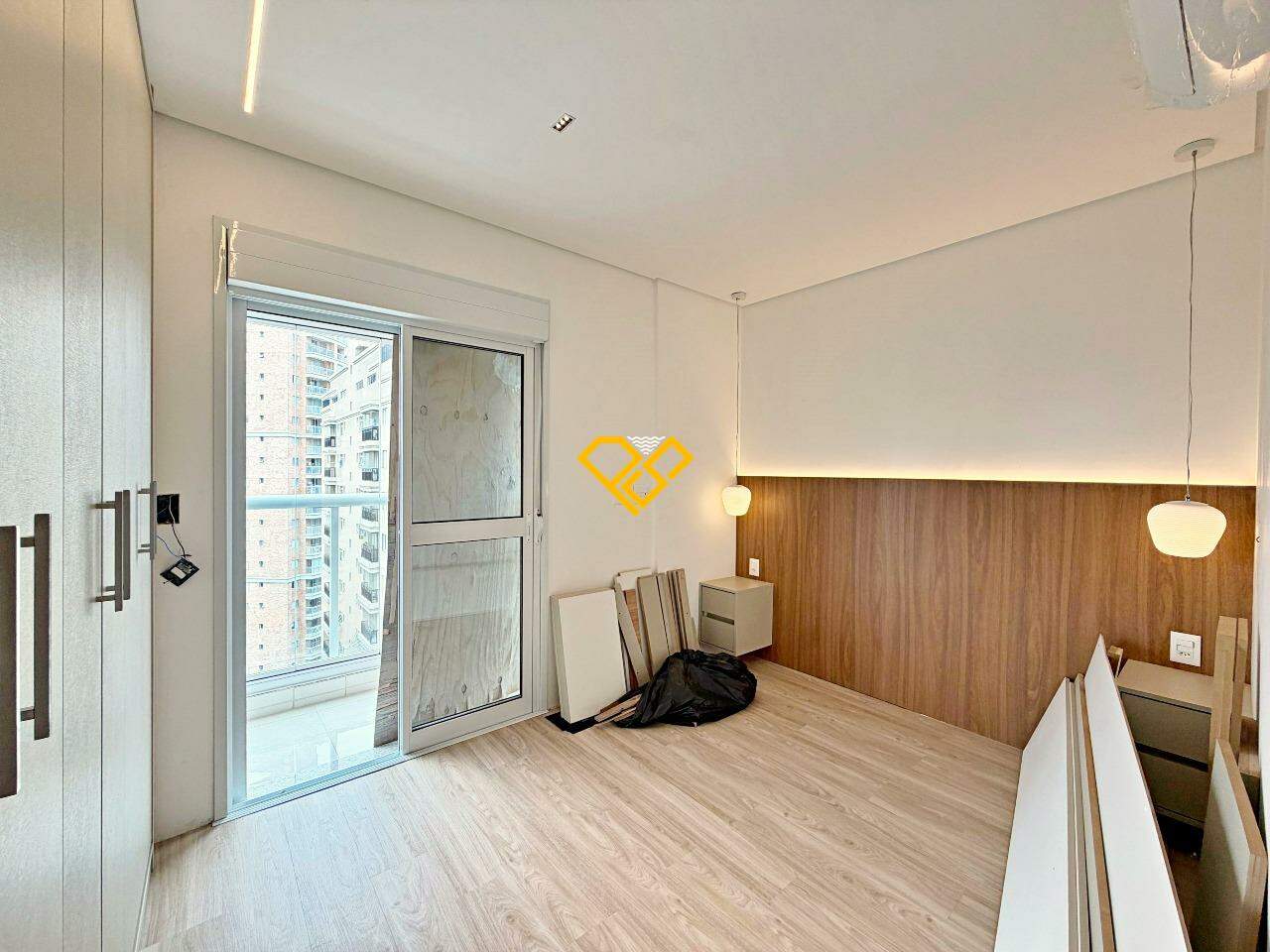 Apartamento à venda no Gonzaga: Dormitório 1 - suíte