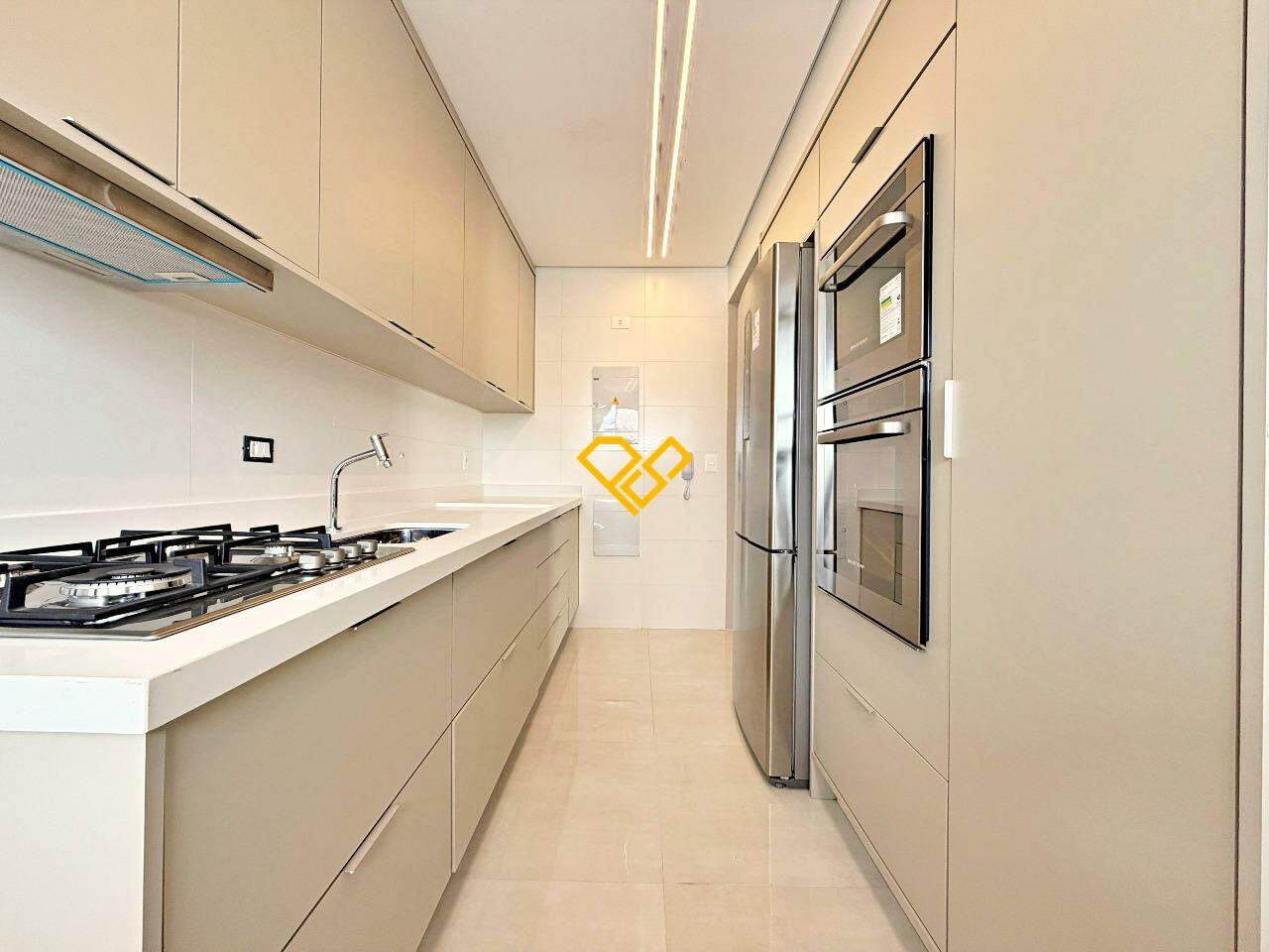 Apartamento à venda no Gonzaga: Cozinha