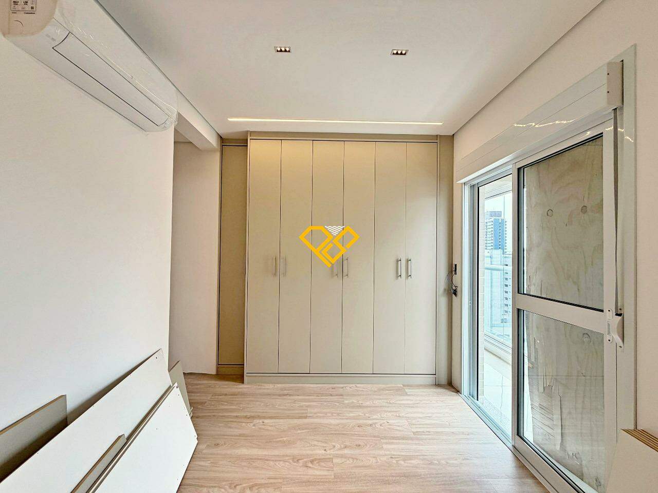 Apartamento à venda no Gonzaga: Dormitório 1 - suíte