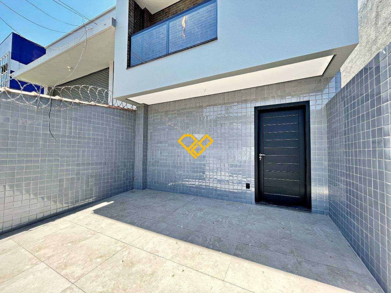 Casa à venda no Macuco: Garagem