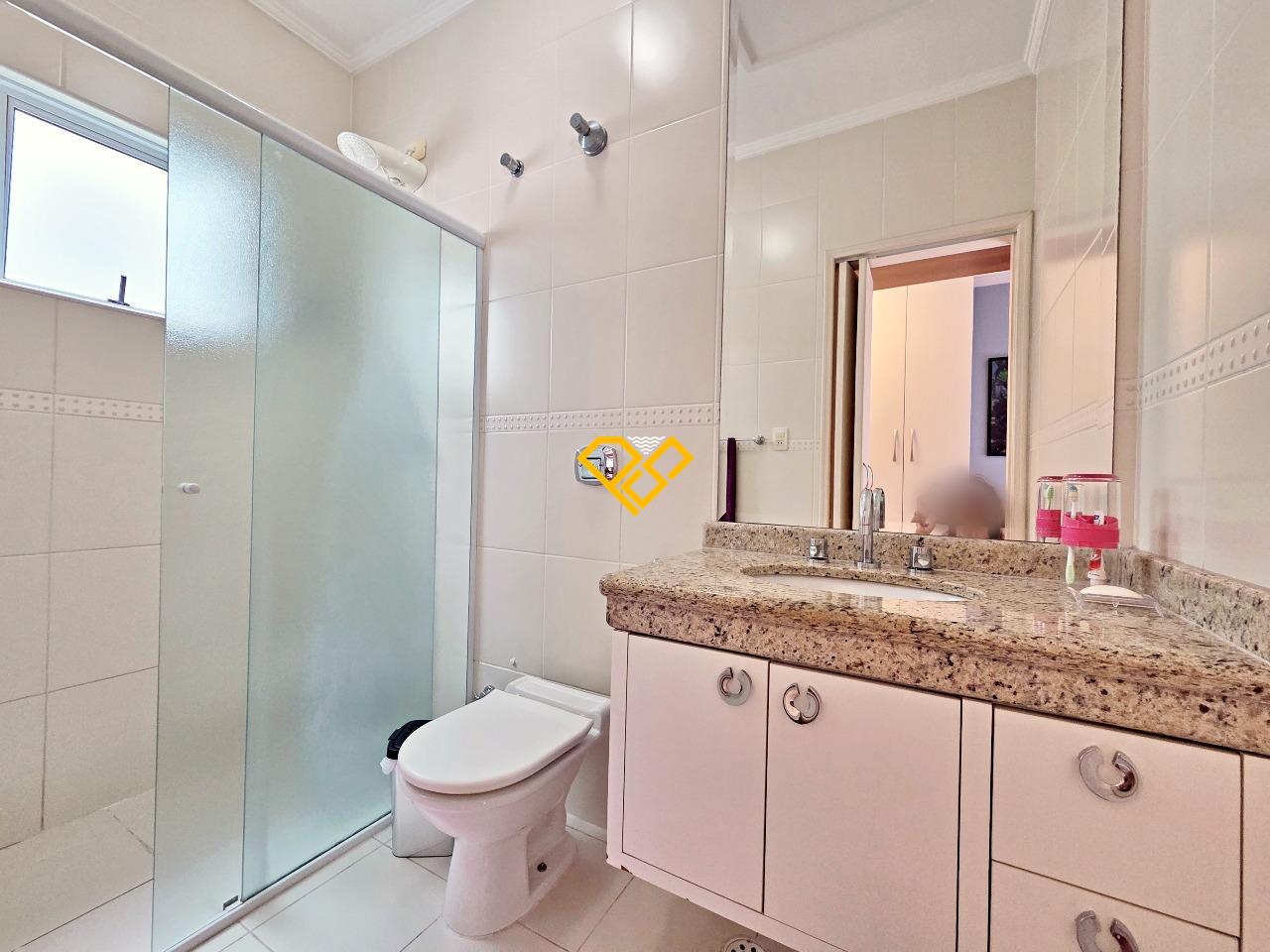 Sobrado à venda no Campo Grande: Wc suíte 2