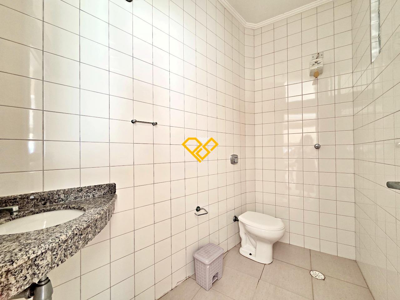 Sobrado à venda no Campo Grande: Wc da área gourmet