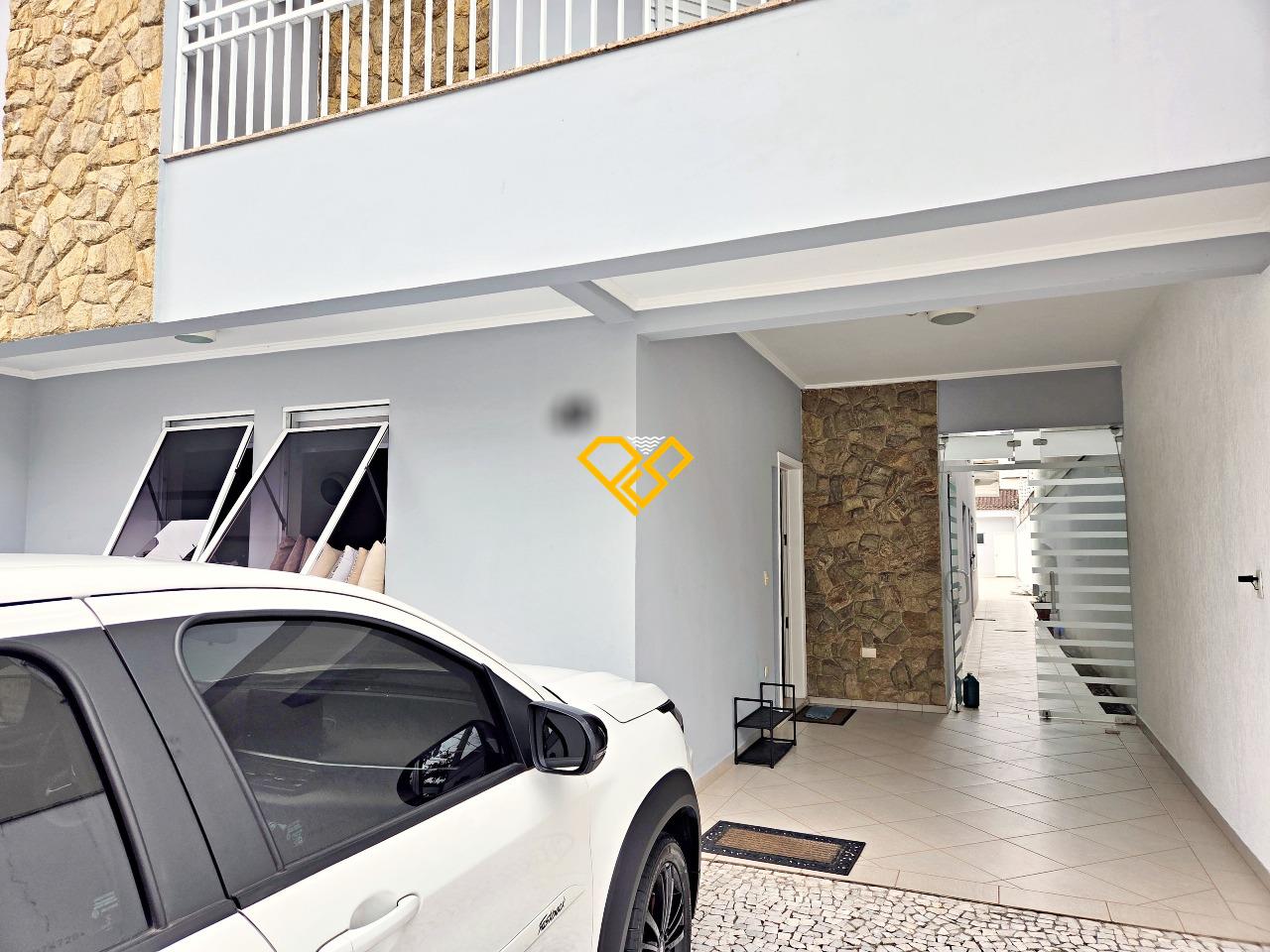 Sobrado à venda no Campo Grande: Garagem