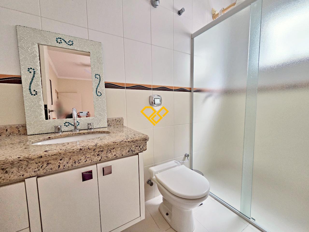 Sobrado à venda no Campo Grande: Wc suíte 3