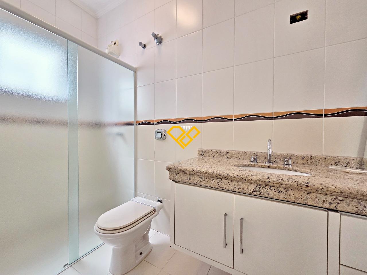 Sobrado à venda no Campo Grande: Wc suíte 4