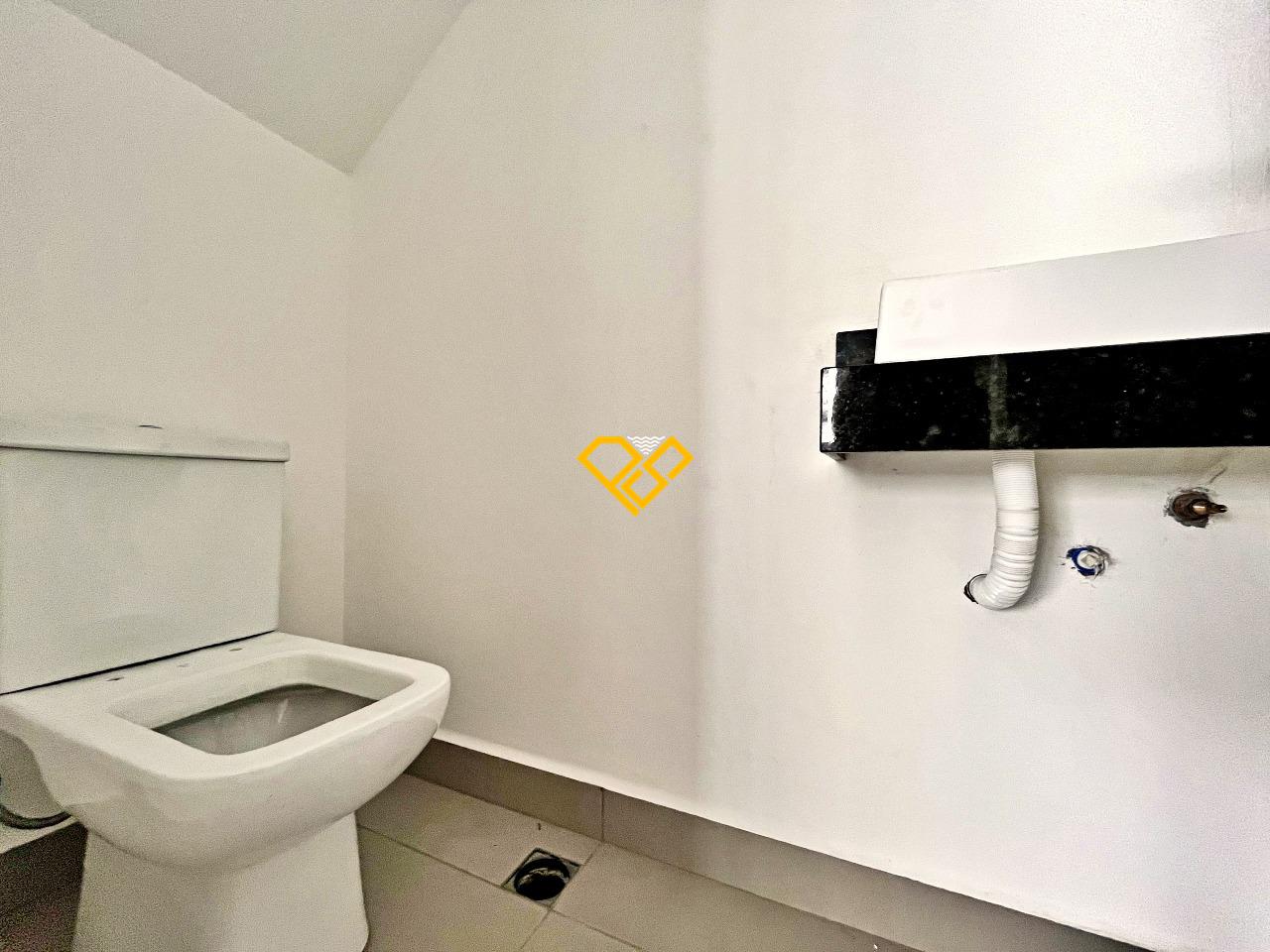 Cobertura à venda no Boqueirão: Lavabo