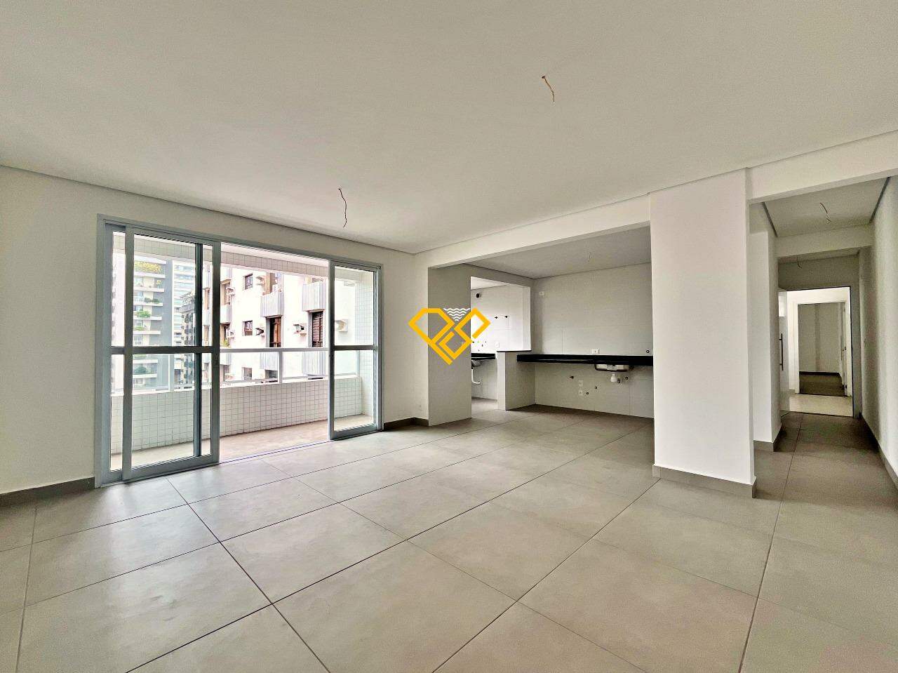 Apartamento à venda no Boqueirão: Sala e cozinha integrada