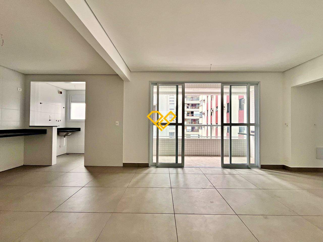 Apartamento à venda no Boqueirão: Sala e cozinha integrada
