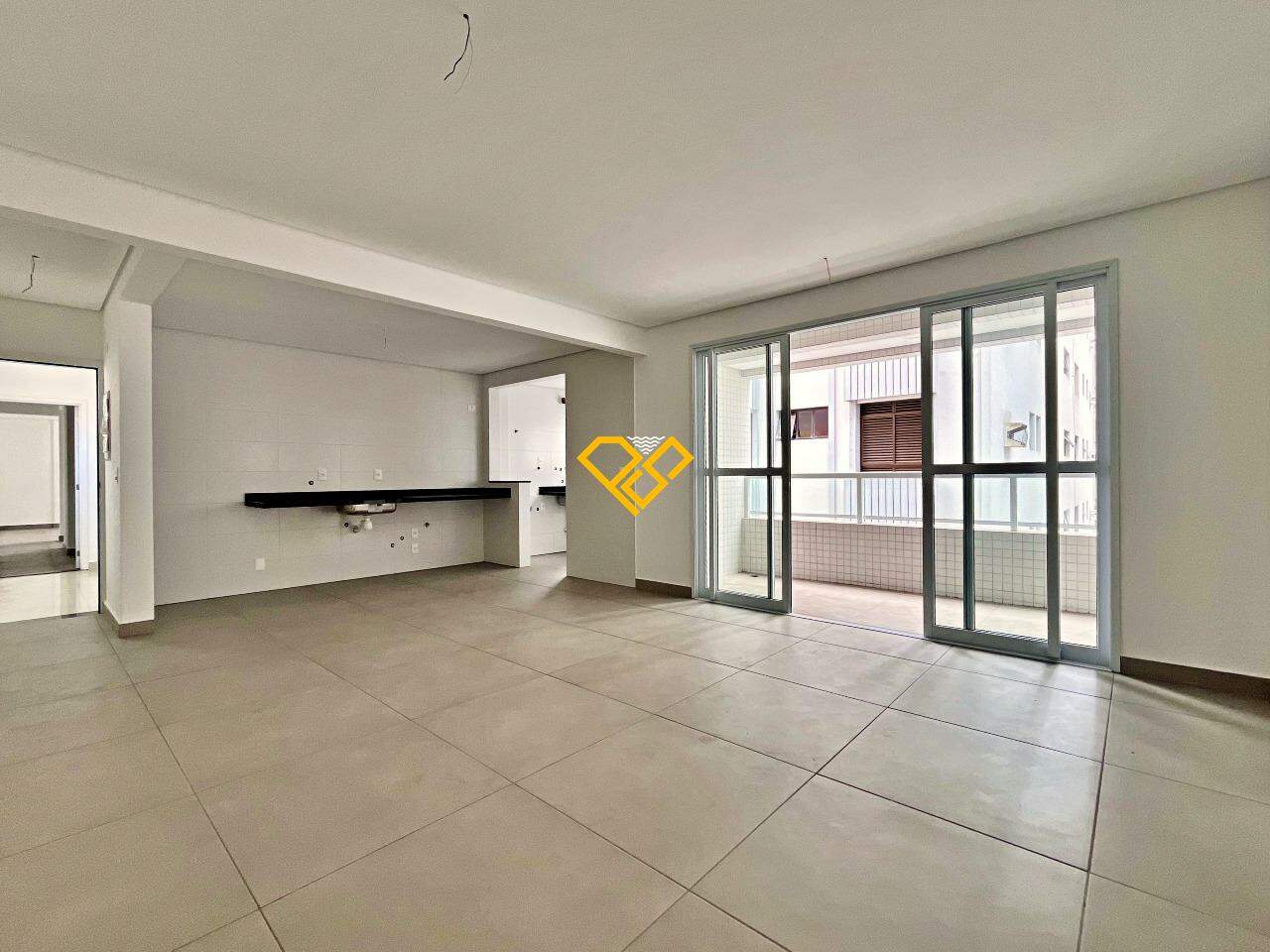 Apartamento à venda no Boqueirão: Sala e cozinha integrada