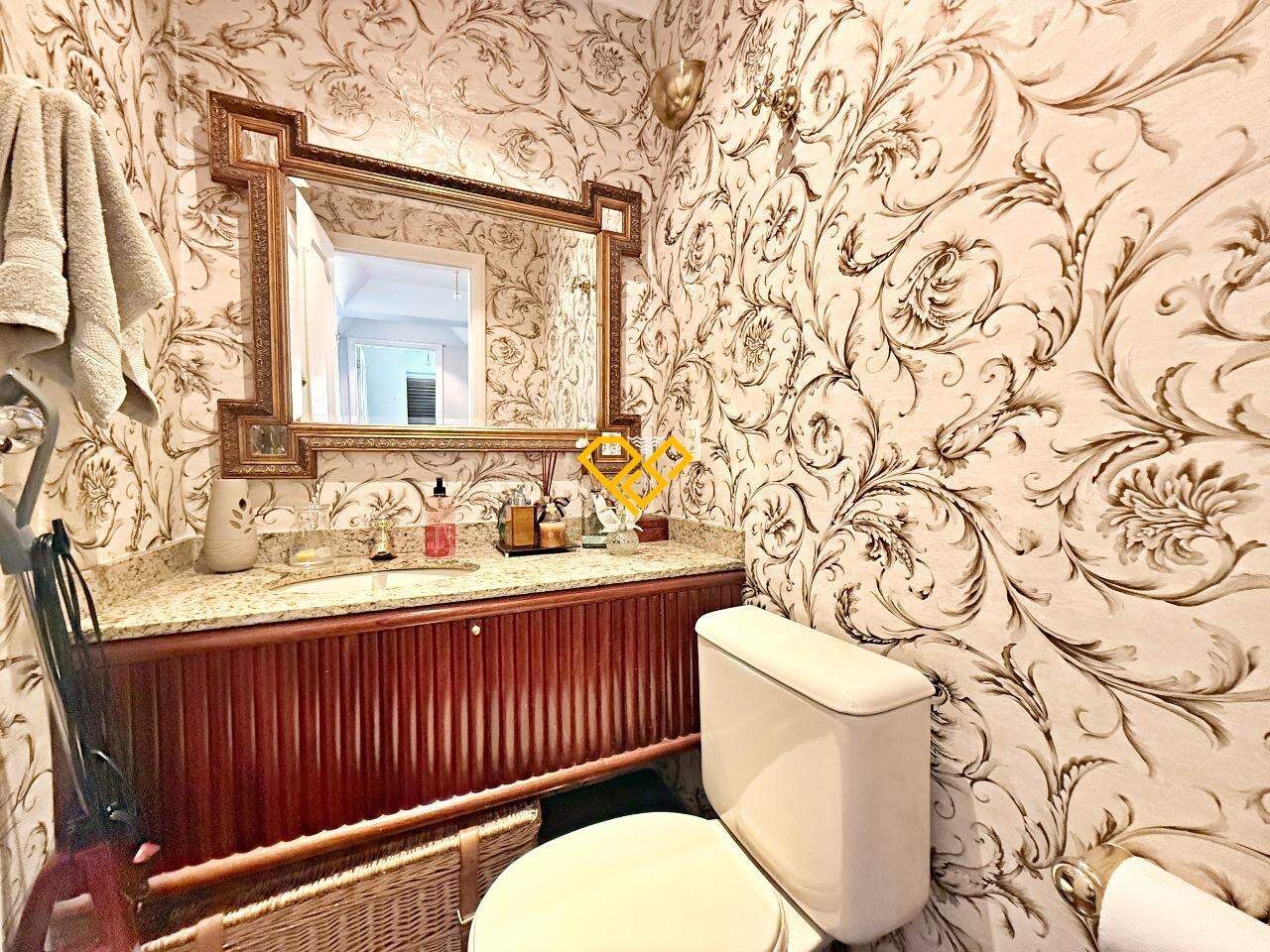 Apartamento à venda no Boqueirão: Lavabo