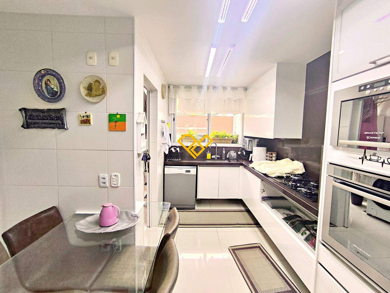Apartamento para aluguel no Gonzaga: Cozinha
