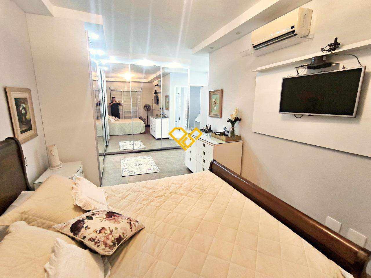 Apartamento para aluguel no Gonzaga: Suíte 1