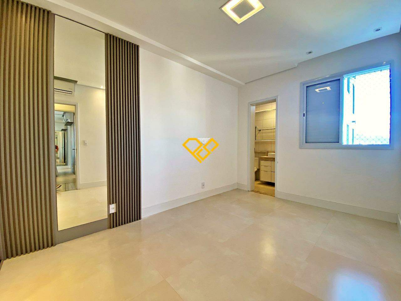 Apartamento à venda no Embaré: Dormitório 2 - suíte americana