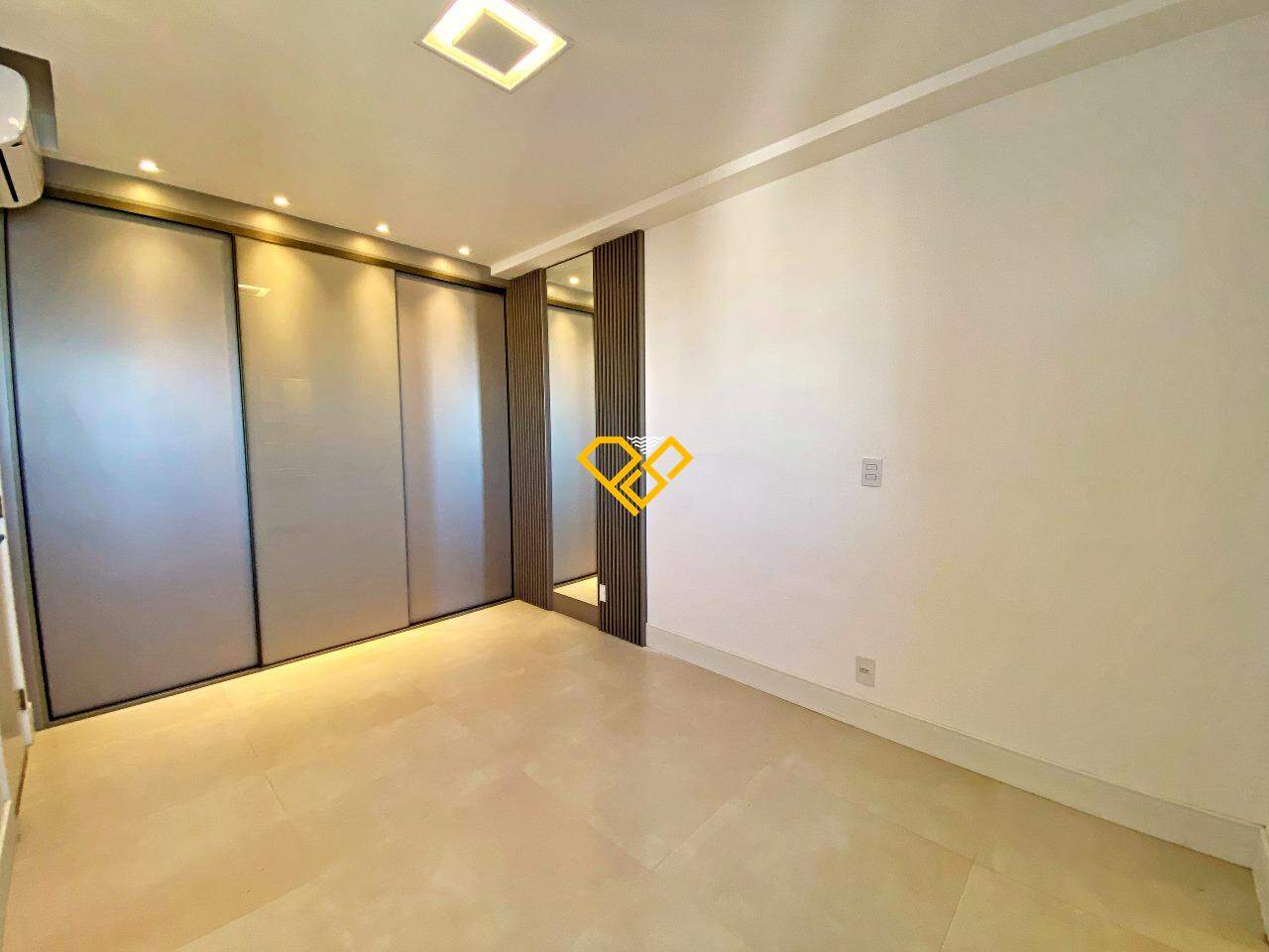 Apartamento à venda no Embaré: Dormitório 2 - suíte americana