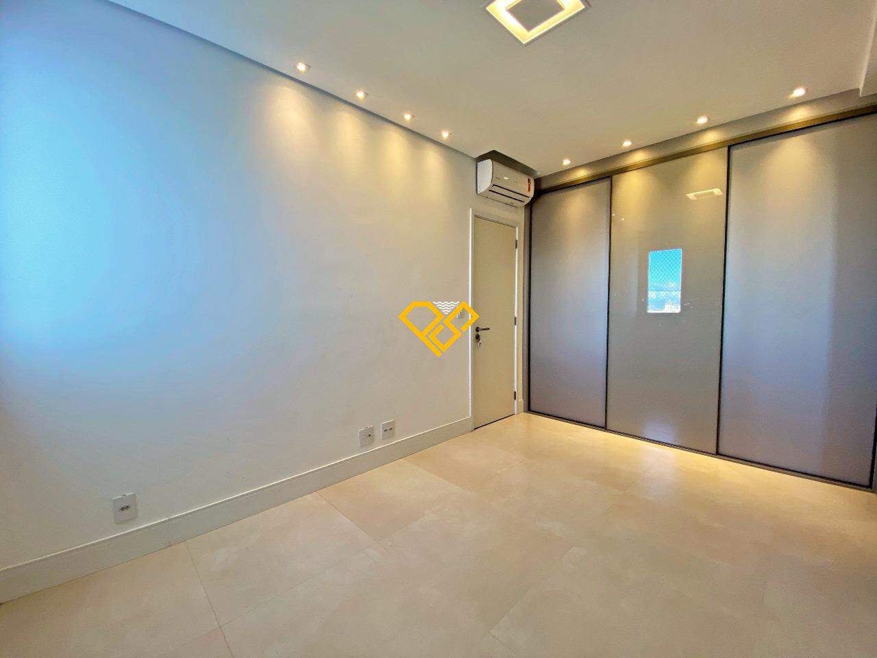 Apartamento à venda no Embaré: Dormitório 2 - suíte americana