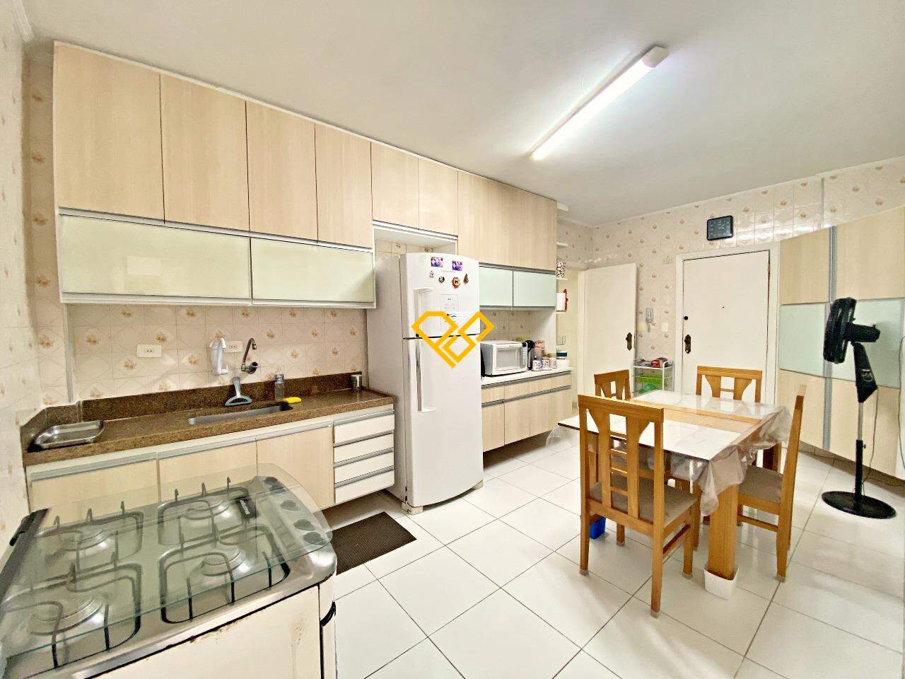 Apartamento à venda no Ponta da Praia: Cozinha