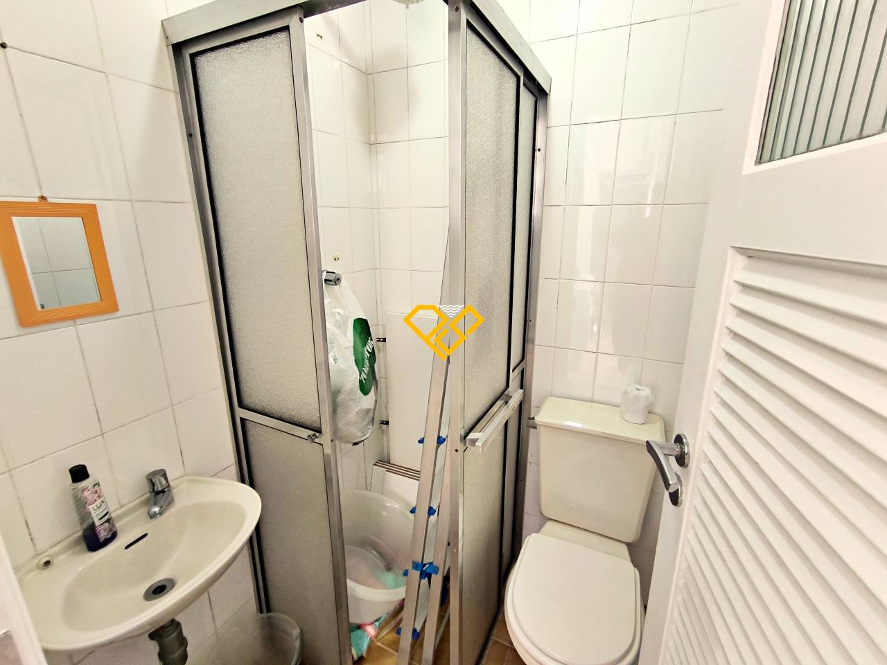 Apartamento à venda no Boqueirão: Wc de serviço
