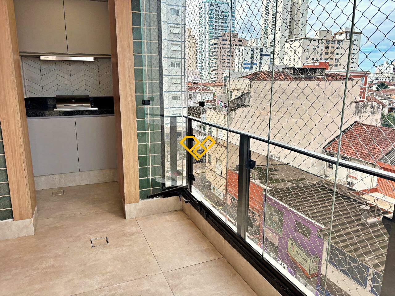 Apartamento à venda no Embaré: Varanda