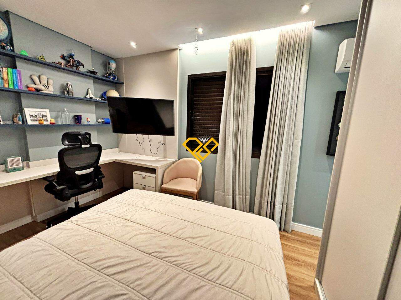 Apartamento à venda no Embaré: Dormitório 3