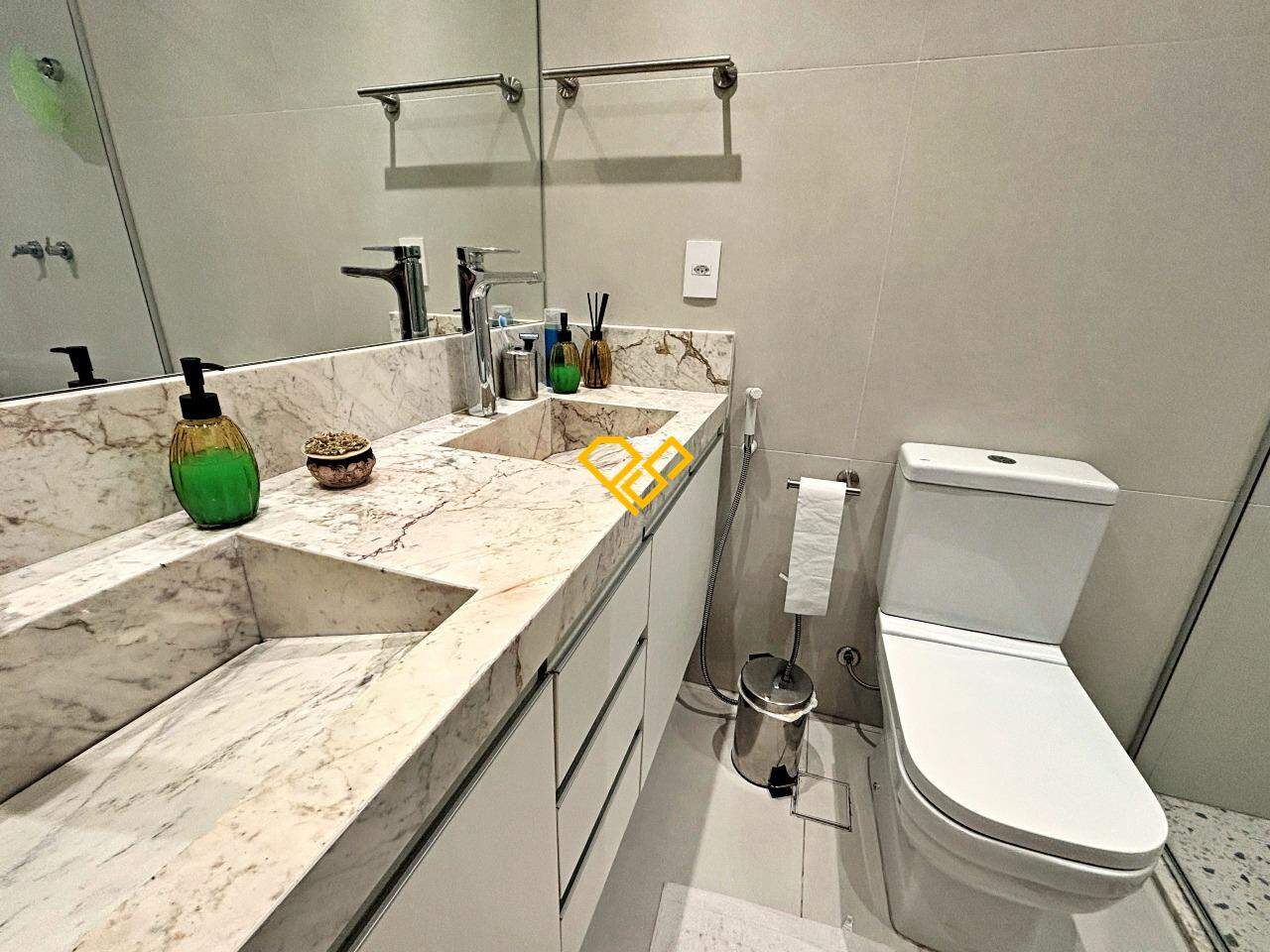 Apartamento à venda no Embaré: Wc suíte 1 - master