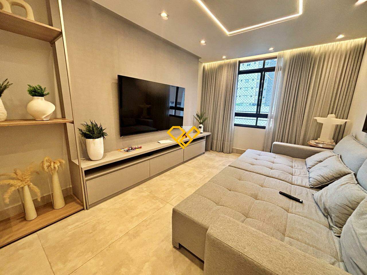 Apartamento à venda no Embaré: Sala de tv