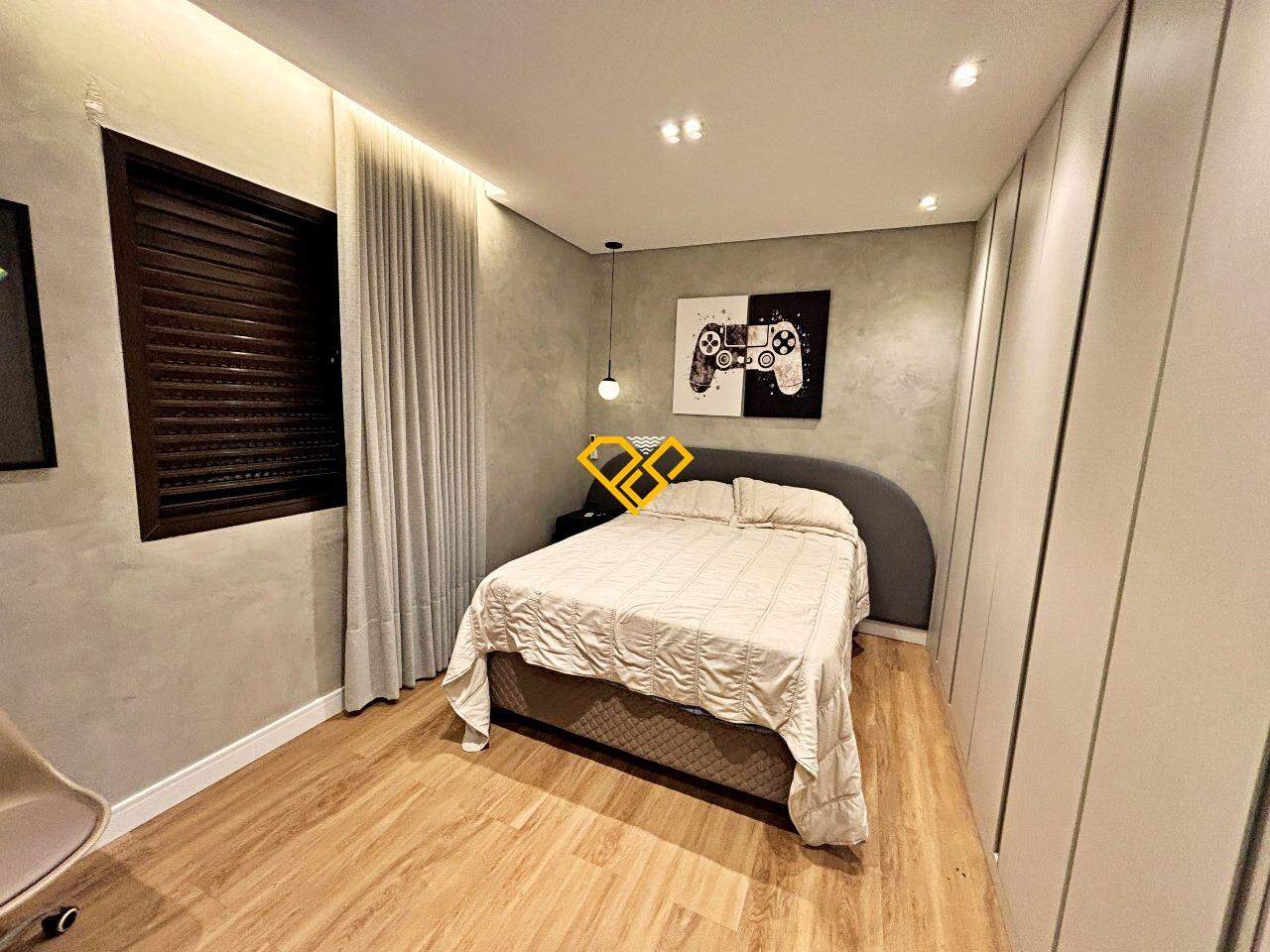 Apartamento à venda no Embaré: Dormitório 2 - suíte
