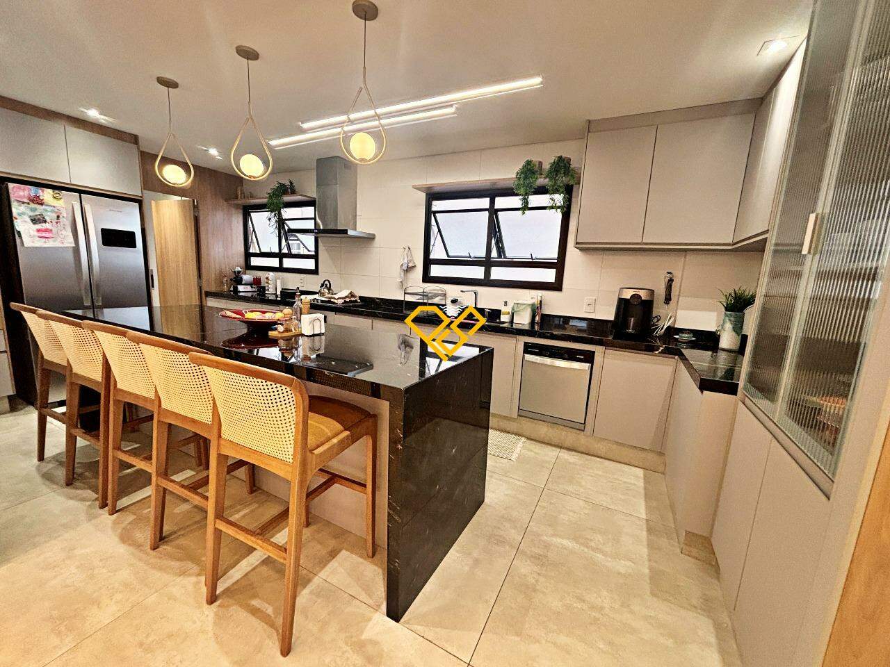 Apartamento à venda no Embaré: Cozinha