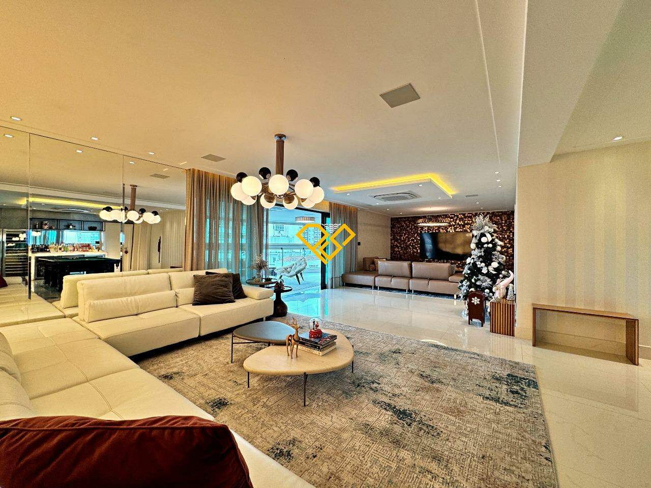 Apartamento à venda no Ponta da Praia: Sala