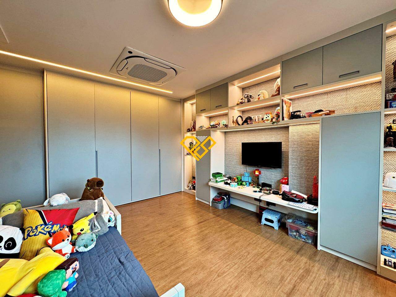 Apartamento à venda no Ponta da Praia: Suíte 2