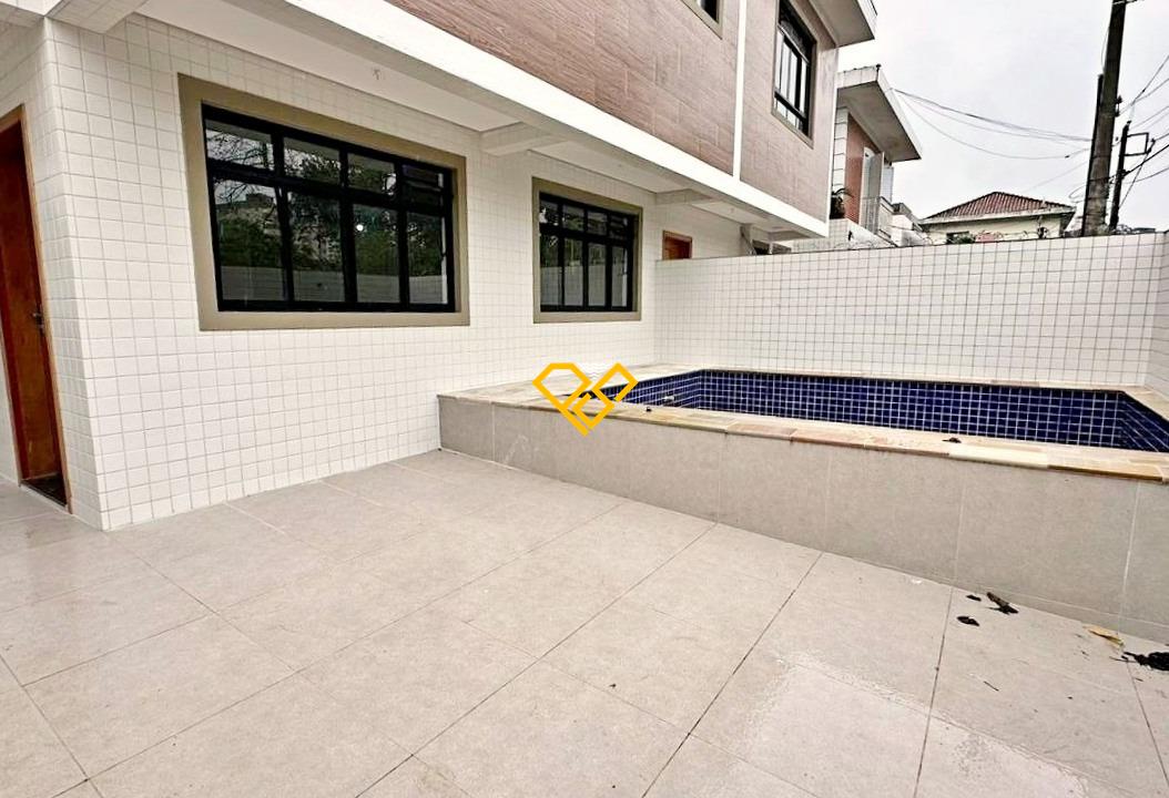 Sobrado à venda no Vila Belmiro: Piscina