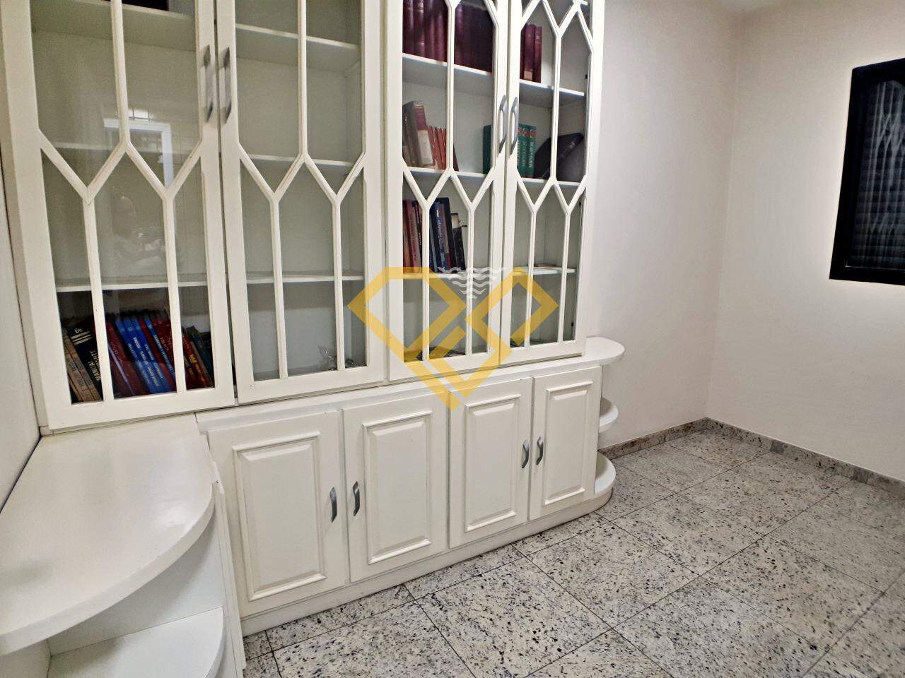 Apartamento à venda no Embaré: 