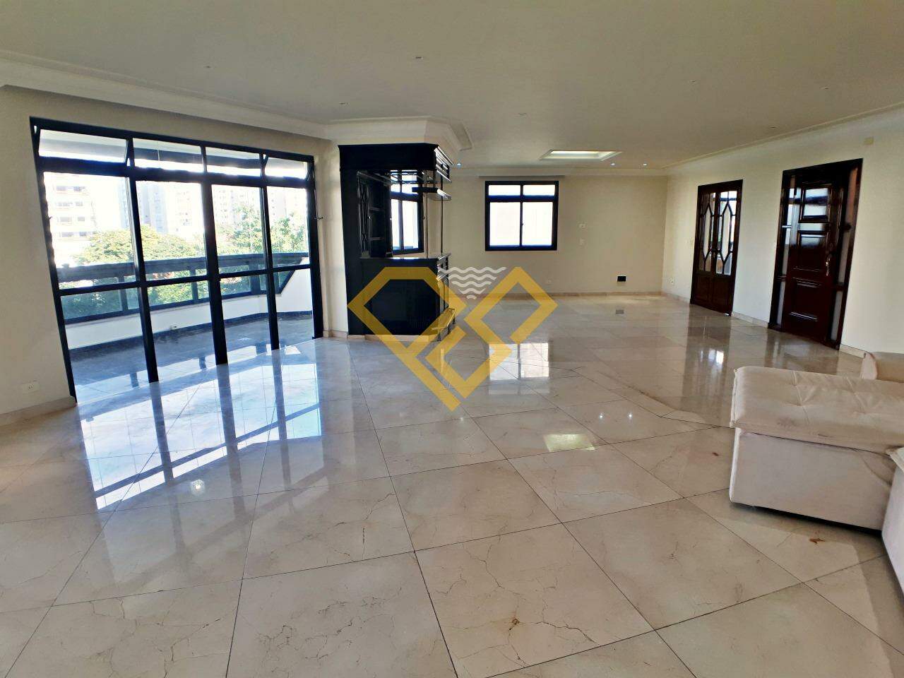 Apartamento à venda no Embaré: 