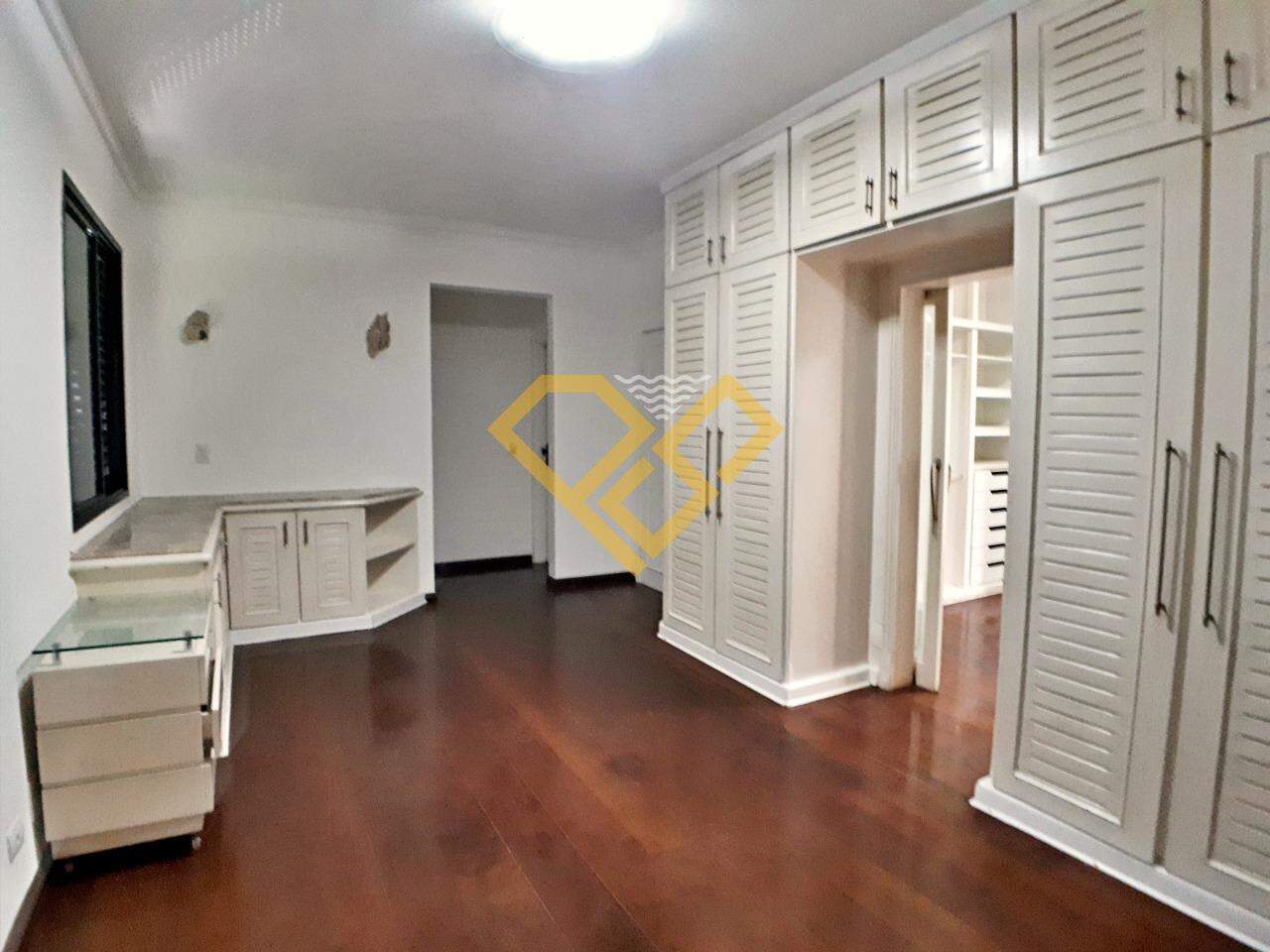 Apartamento à venda no Embaré: 