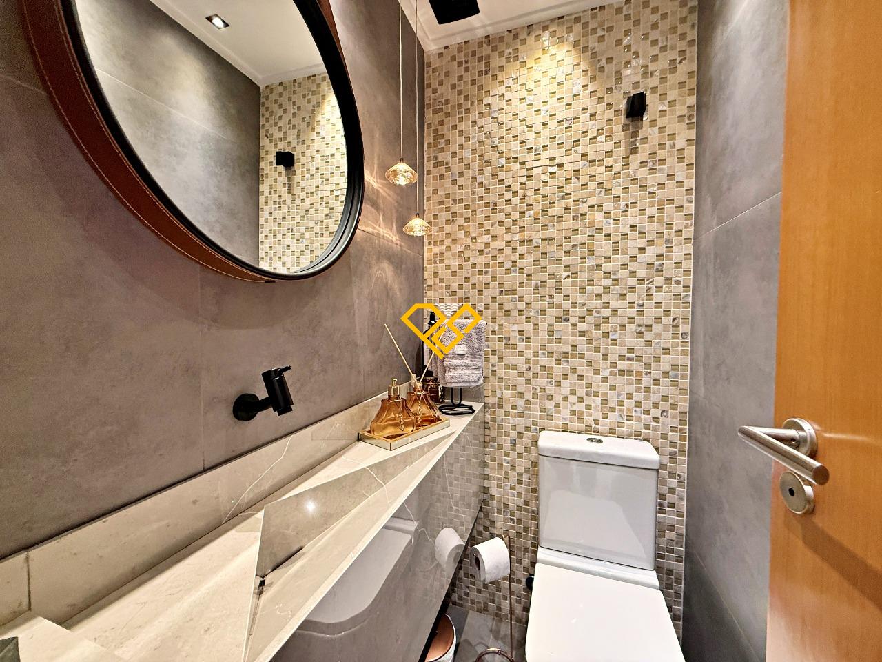 Apartamento à venda no Ponta da Praia: Lavabo