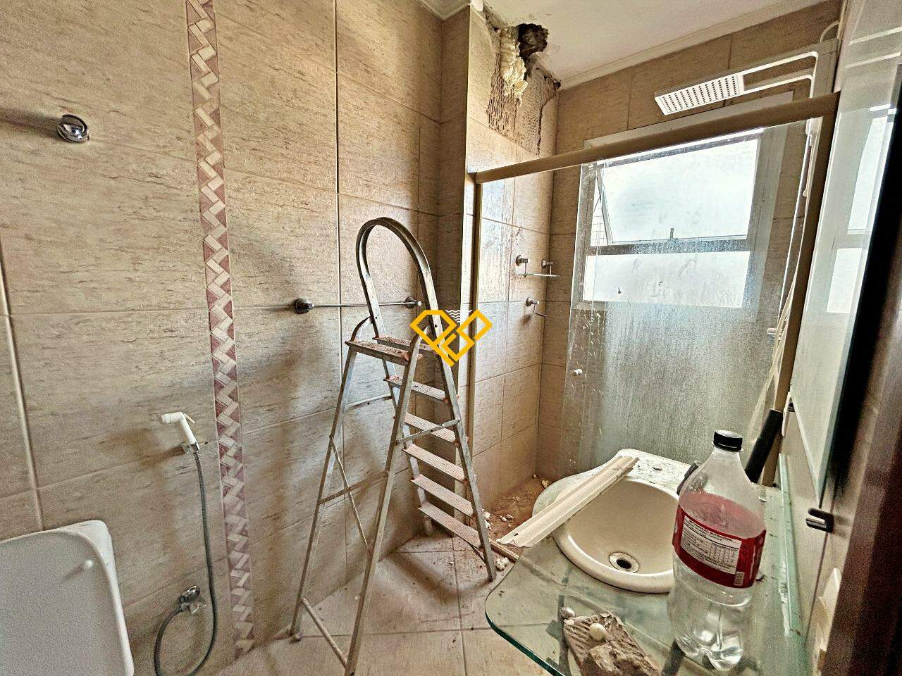 Cobertura à venda no Ponta da Praia: Wc suíte 3