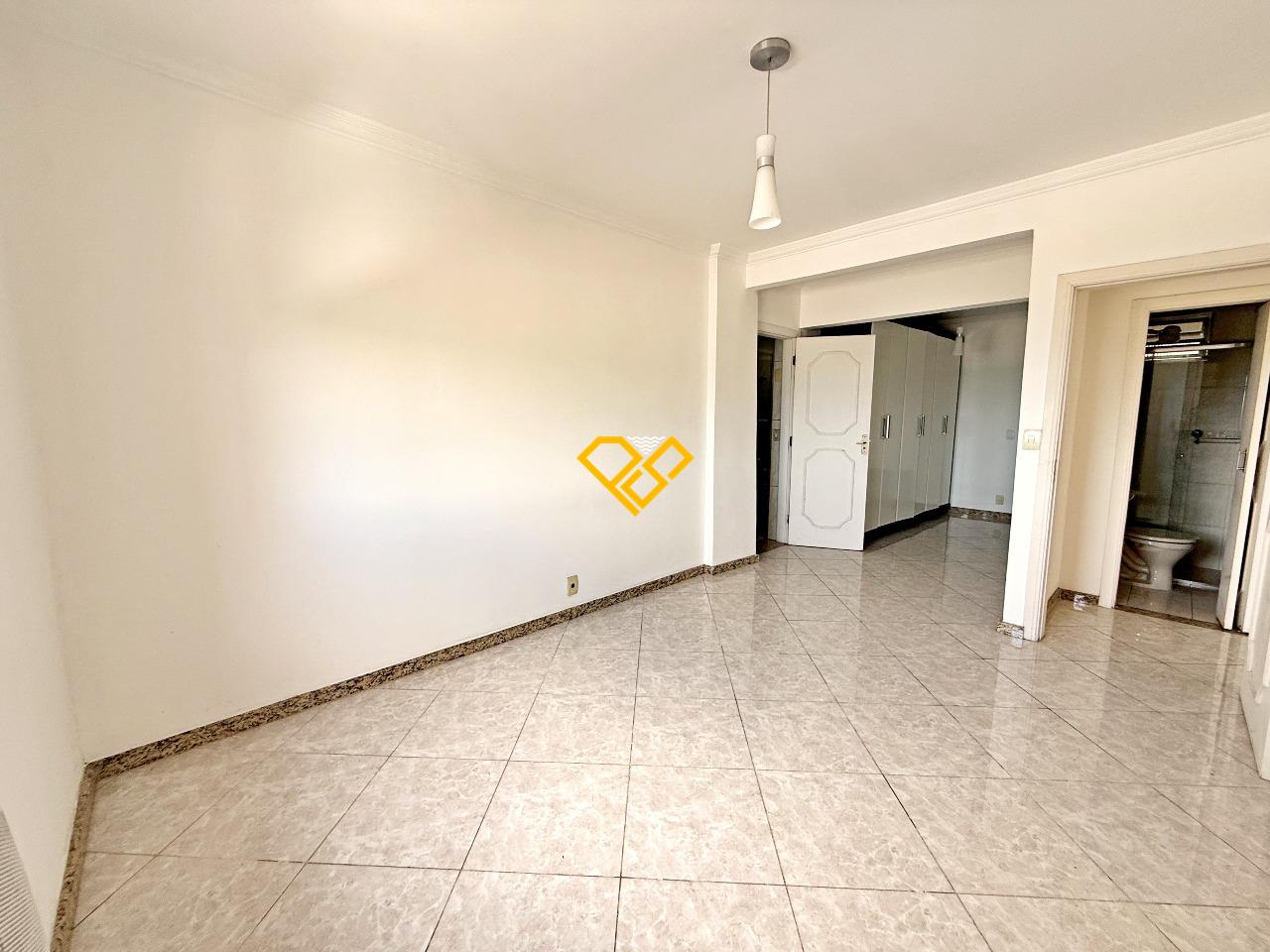 Apartamento à venda no Ponta da Praia: Dormitório 1 - suíte