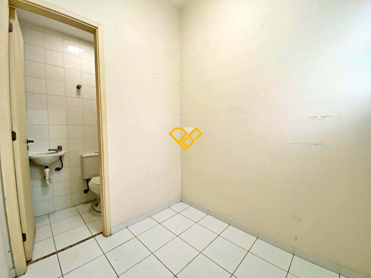 Apartamento à venda no Boqueirão: Dependência