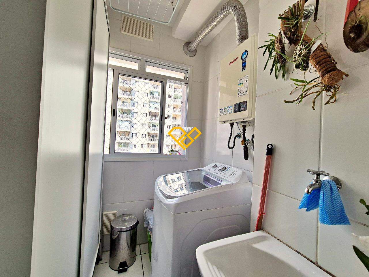 Apartamento à venda no Marapé: Área de serviço
