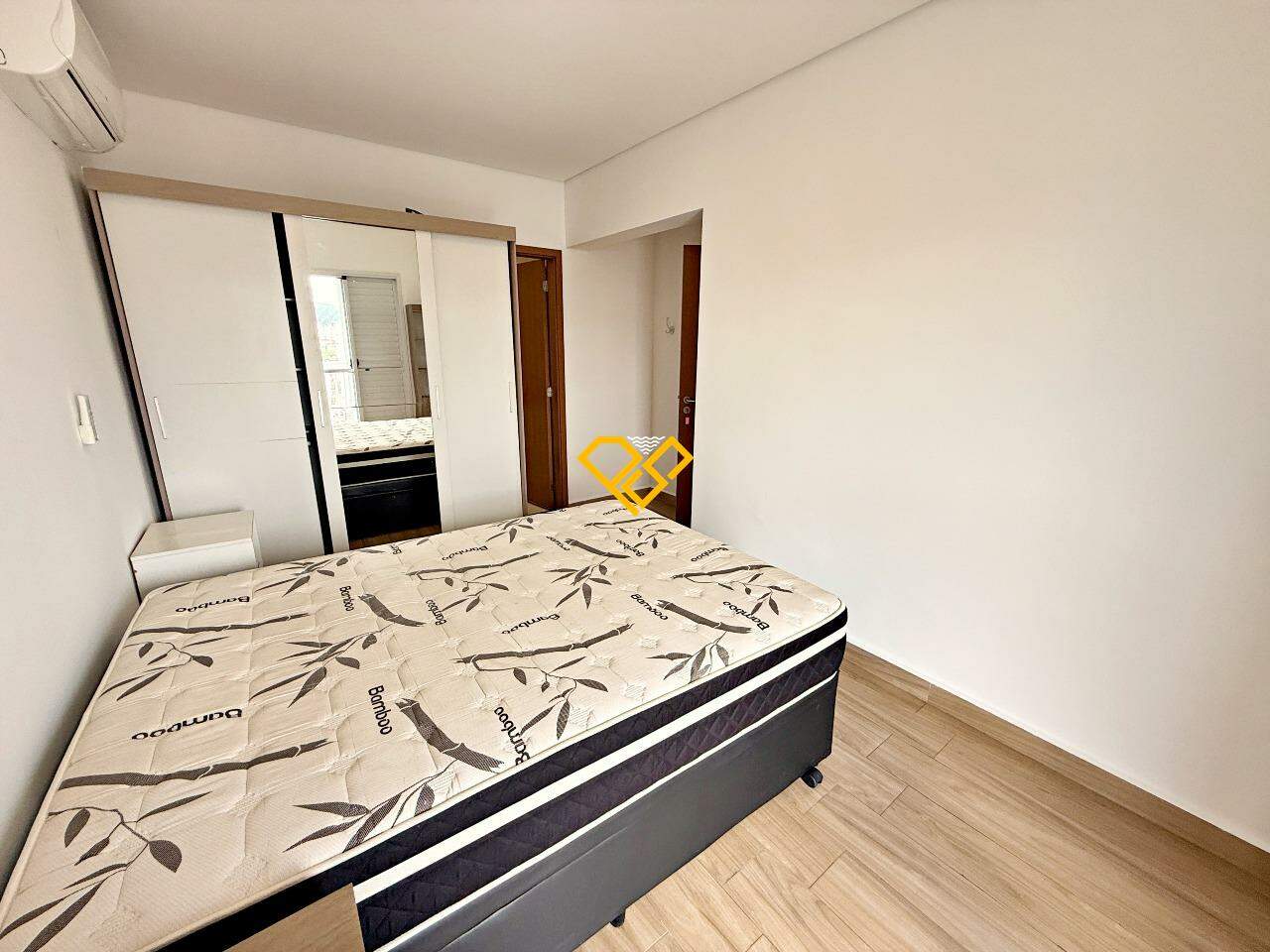 Apartamento à venda no Boqueirão: Dormitório 1 - suíte