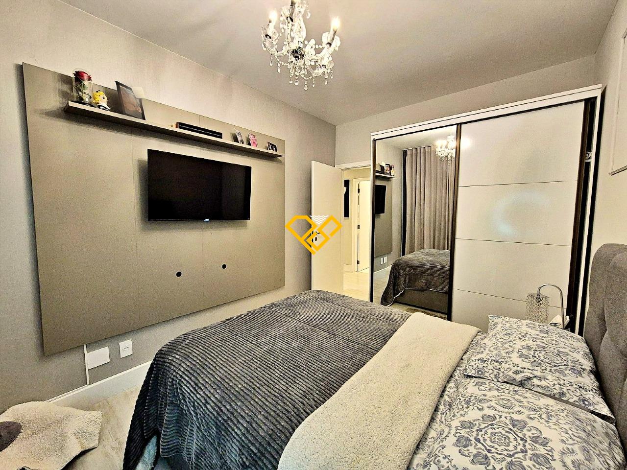 Apartamento à venda no Embaré: Dormitório 2