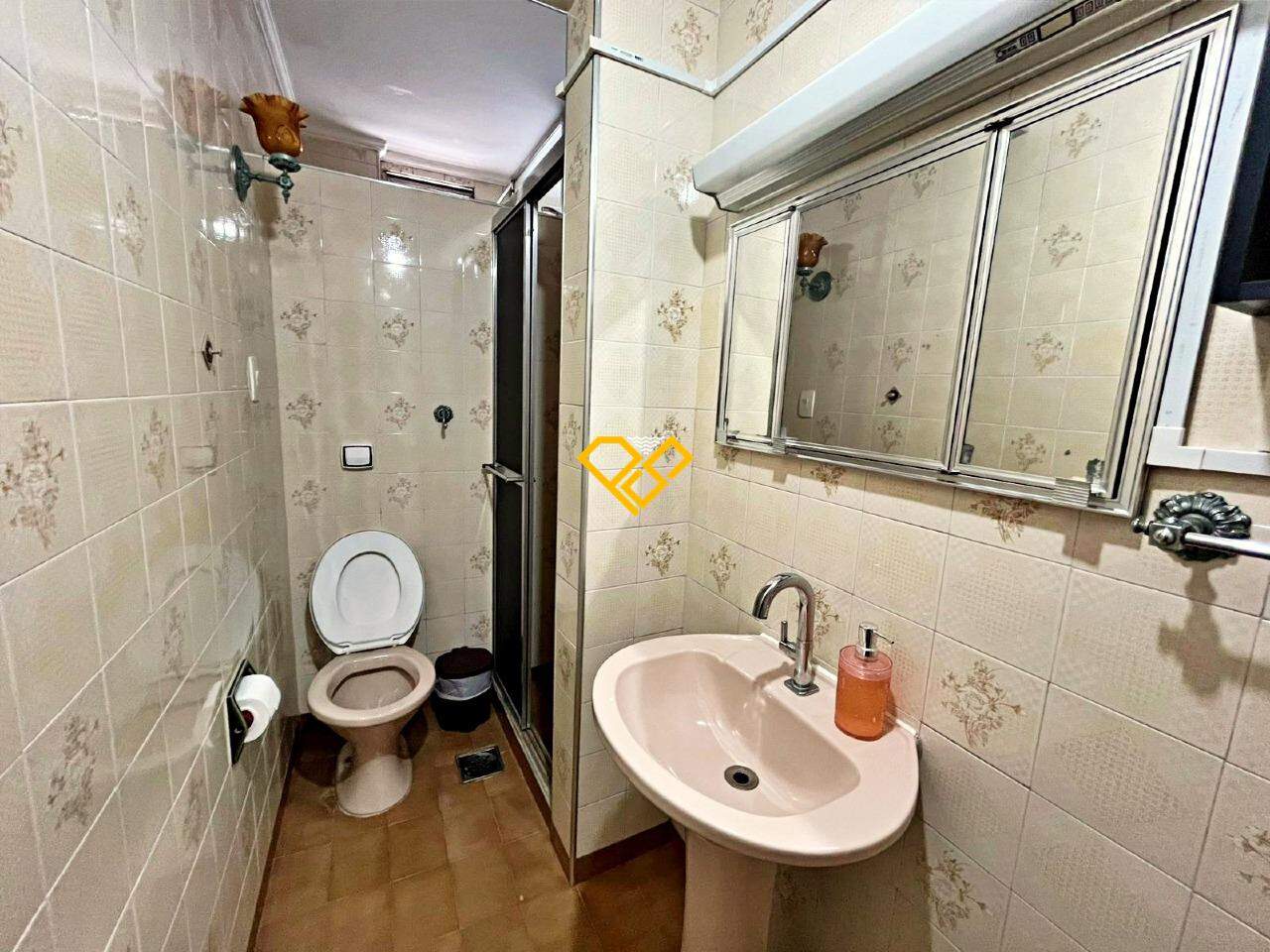 Apartamento à venda no Gonzaga: Wc suíte