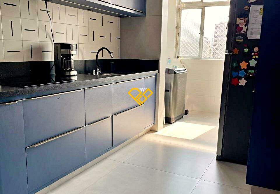 Apartamento à venda no Estuário: Cozinha