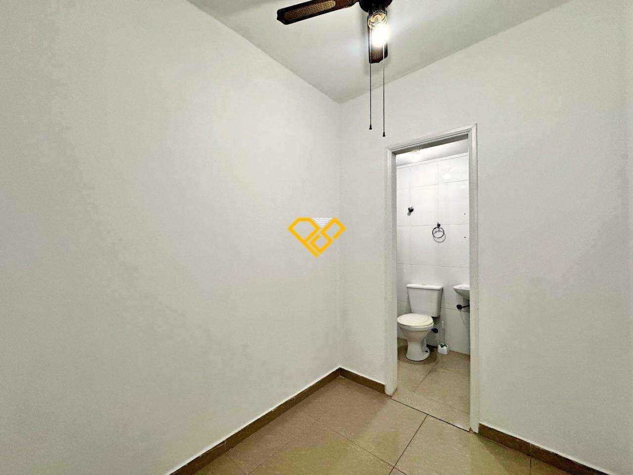 Apartamento à venda no Campo Grande: Dependência
