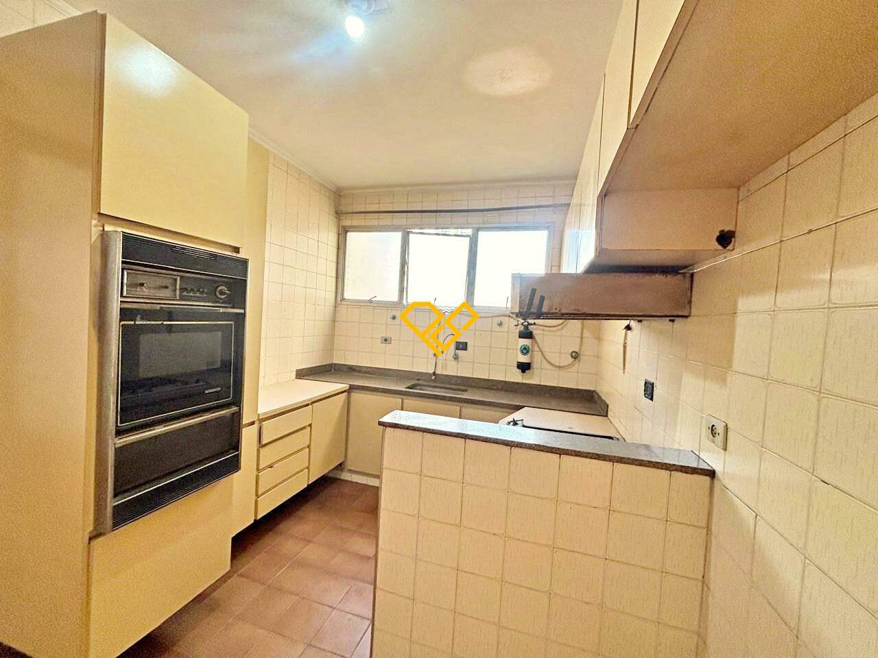 Apartamento à venda no Gonzaga: Cozinha